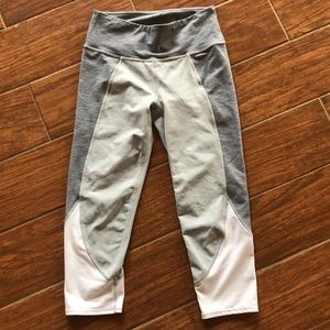 Athleta crop leggings small NWOT